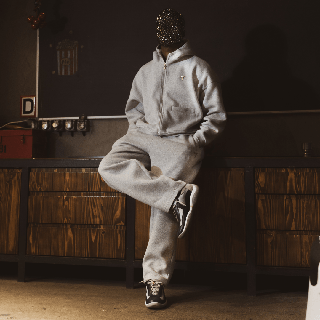 CLOUD STRAIGHT LEG SWEATS GREY